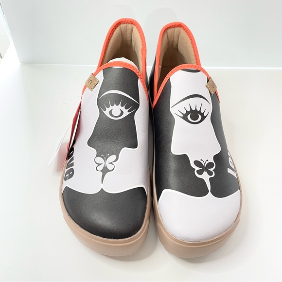 UIN Shoes - Size 9 NWT UIN Sonnet Fuerteventura I Women Slip On Thickened Midsole